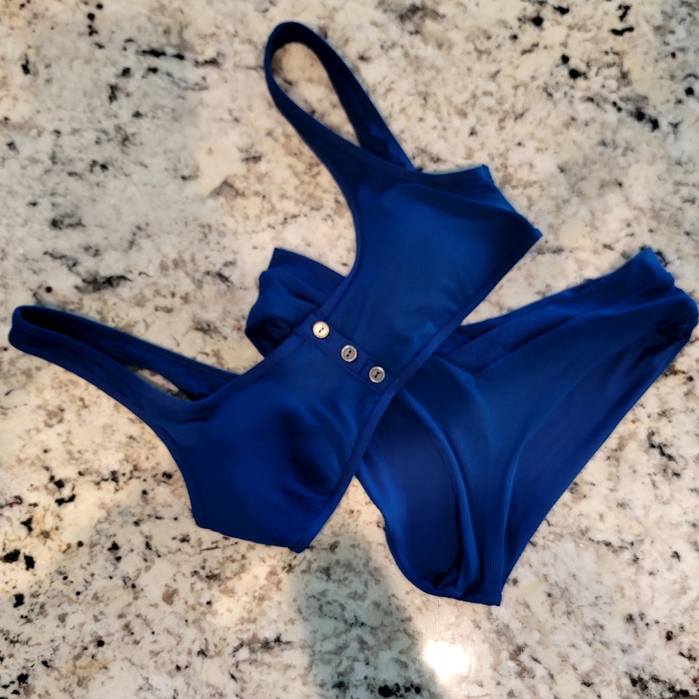 L space swimsuit